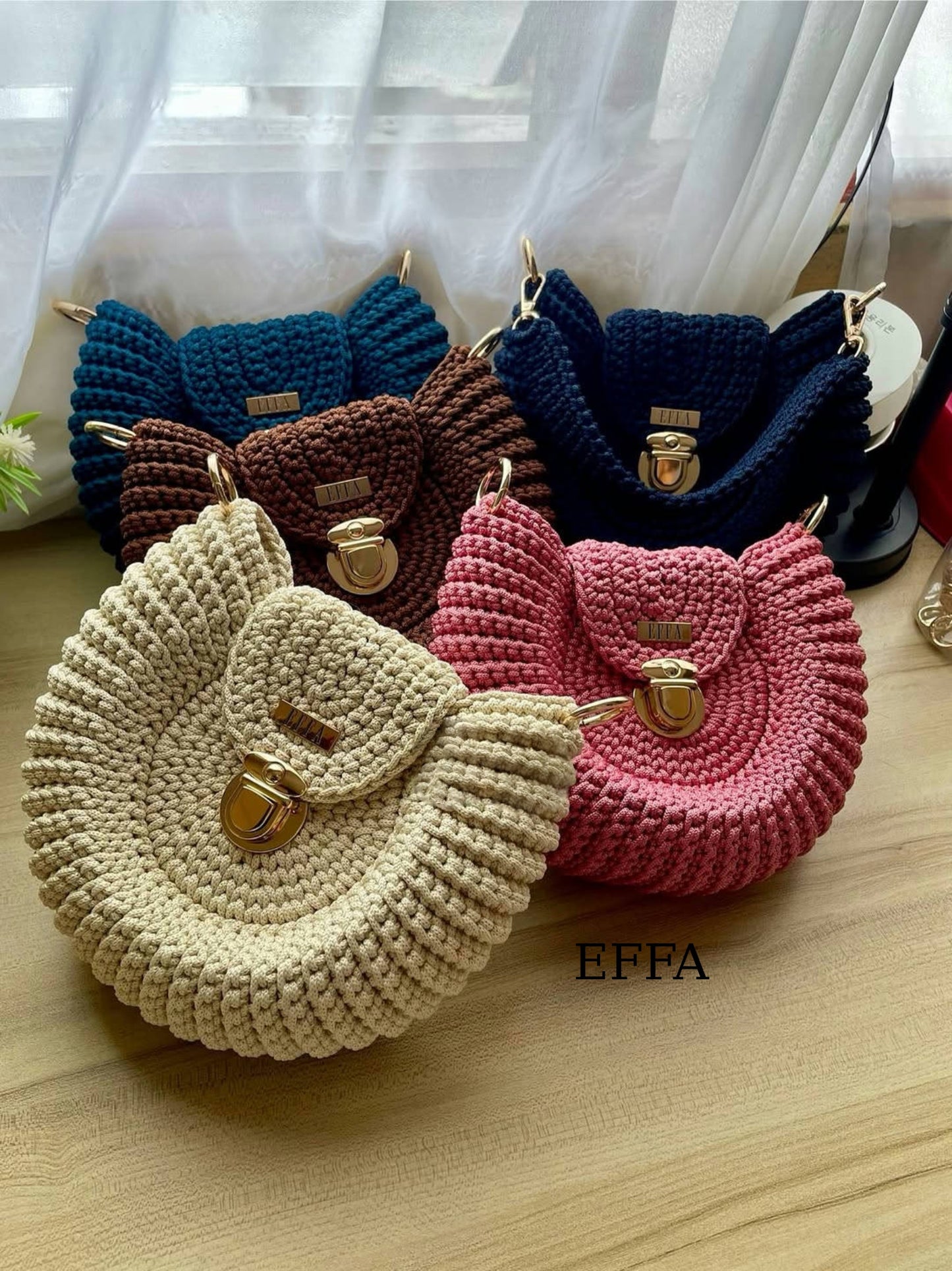 Beautiful Oreo Crochet Handbag